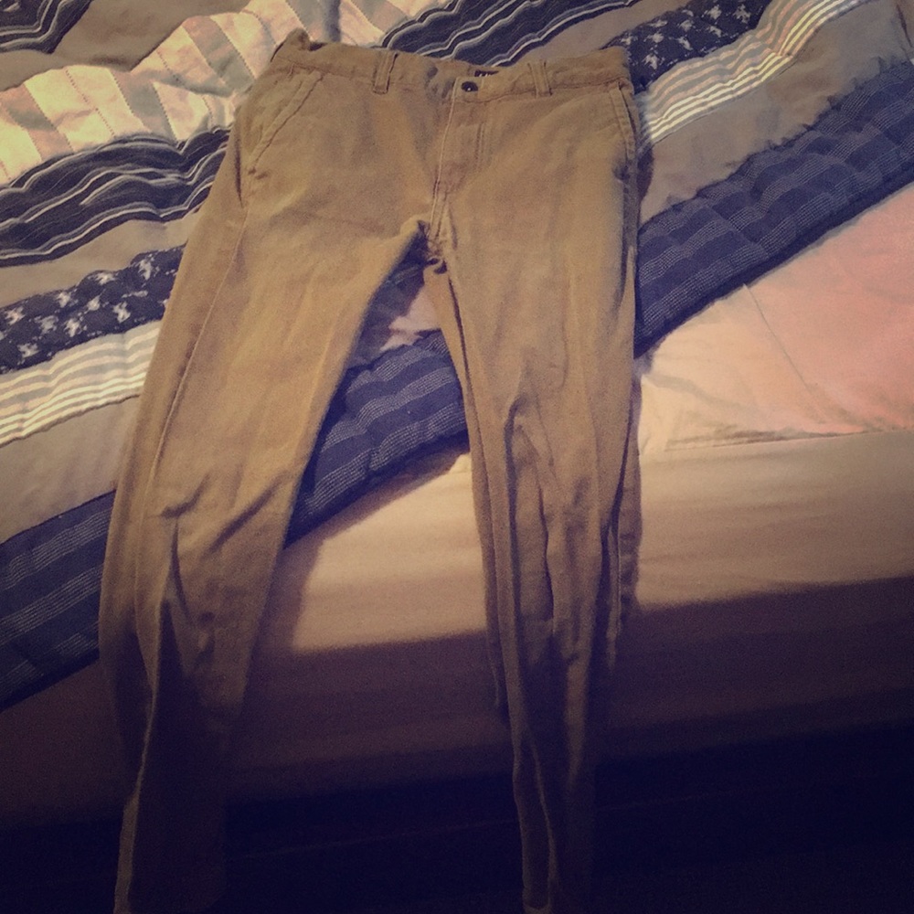 Size 27 TAN JOGGERS [EMPYRE]